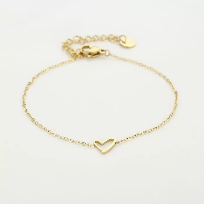 Armbandje met hartje