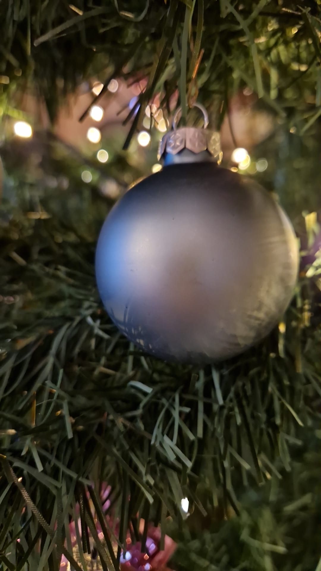 Kerstbal met naam, persoonlijke kerstbal, kerstbal naam, kerstbal met naam erop, kerstballen met naam, kerstbal met eigen naam, naam kerstbal, kerstbal met naam kind, kerstbal met naam volwassene