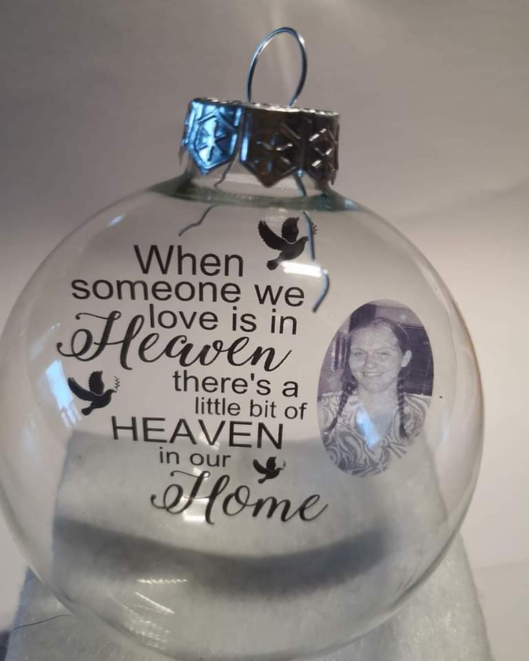 Glazen kerstbal, herdenkings kerstbal, persoonlijke kerstbal, foto kerstbal, kerstbal met foto, kerstbal ter nagedachtenis, aandenken kerstbal, unieke kerstbal, kerstbal met naam, kerstbal met tekst